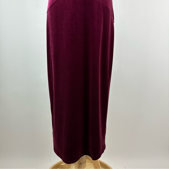 BCBGMAXAZRIA Burgundy Maren Velvet Dress Size Large - Picture 10 of 11